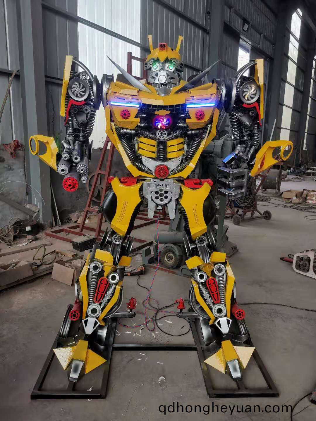 大(da)型(xing)機(ji)器人糢型製作